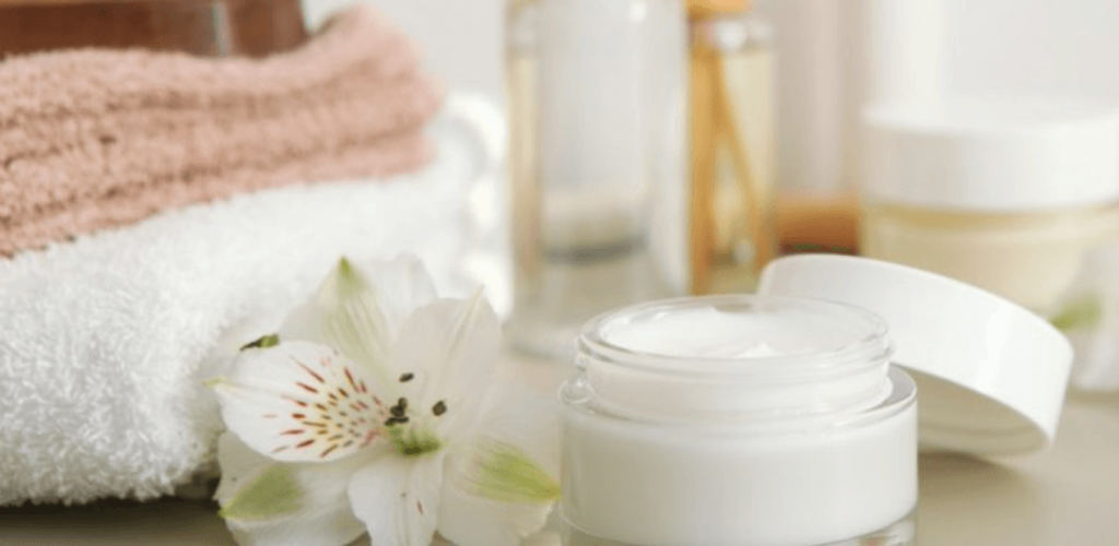أفضل منتجات العناية بالبشرة موثوقة مجربة 2026