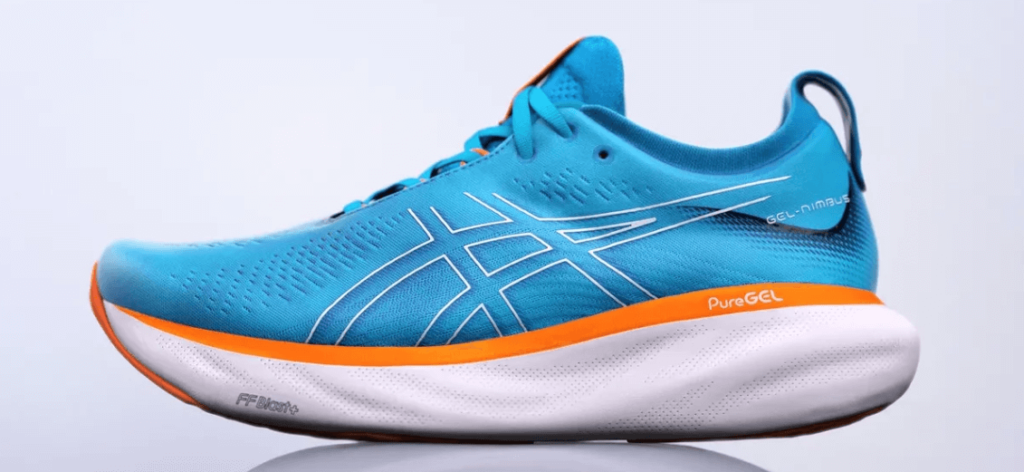 جزم اسيكس مريحة للدوام والجامعة عملية 2026